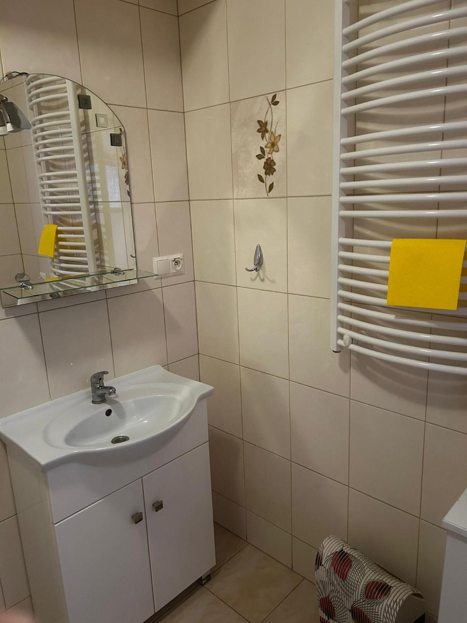Willa "Wislica" Busko-Zdrój Exteriör bild